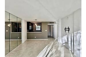 118 Royal Park Drive, Oakland Park, FL 33309 - MLS#F10527407