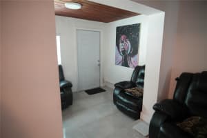2340 NW 99th Ter, Miami, FL 33147 - MLS#F10527433