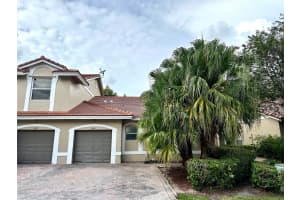 9049 NW 54th St, Sunrise, FL 33351 - MLS#F10527437