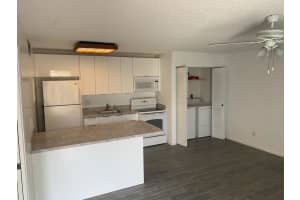 645 Executive Center Dr R202, West Palm Beach