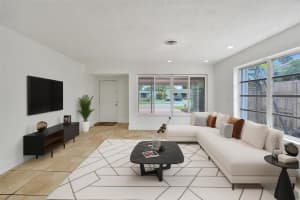 2004 N 40th Ave, Hollywood, FL 33021 Sold 10/27/25