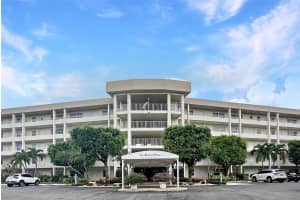 535 Oaks Dr 504, Pompano Beach, FL 33069 - MLS#F10527464