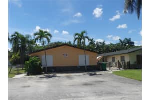 4725 SW 65th Ave, Fort Lauderdale, FL 33314 - MLS#F10527468