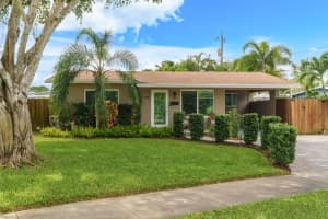 558 NE 28th St, Wilton Manors, FL 33334 - MLS#F10527501