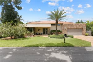 2701 NE 2nd Ave, Wilton Manors, FL 33334 - MLS#F10527508