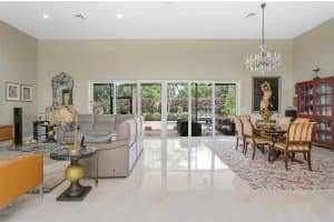 2701 NE 2nd Ave, Wilton Manors, FL 33334 - MLS#F10527508