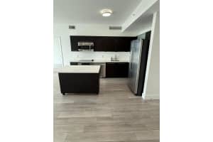 90 SW 3rd St 3912, Miami, FL 33130 - MLS#F10527539