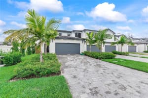 4973 Oakmont Drive, Dania Beach, FL 33312 - MLS#F10527544