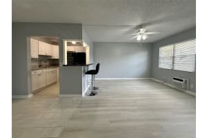 254 Newport P 254, Deerfield Beach, FL 33442 - MLS#F10527561