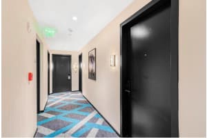 398 NE 5th St 4516, Miami, FL 33132 - MLS#F10527564