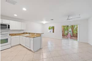 5372 SE Jennings Ln, Stuart, FL 34997 - MLS#F10527565