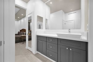 2030 Ocean Drive, Hallandale Beach, FL 33009 - MLS#F10527586