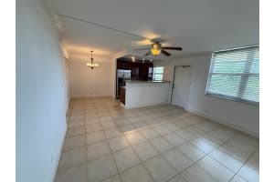 2400 NE 10th St 403, Pompano Beach, FL 33062 - MLS#F10527596