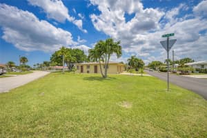 5718 NW 68th Ave, Tamarac, FL 33321 Sold 10/24/25