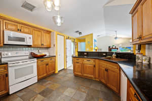 19820 SW 7th Pl, Pembroke Pines, FL 33029 - MLS#F10527645