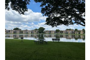 6123 Coral Lake Dr 211, Pompano Beach