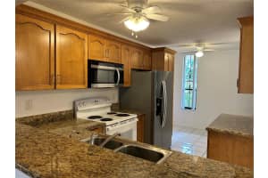 6123 Coral Lake Dr 211, Pompano Beach, FL 33063 - MLS#F10527647