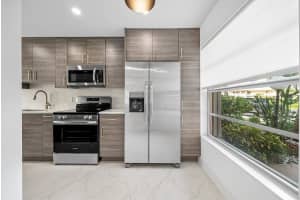 1541 NW 20th Avenue 101, Delray Beach, FL 33445 - MLS#F10527680