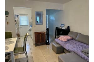 101 SE 9th St, Hallandale Beach, FL 33009 - MLS#F10527708