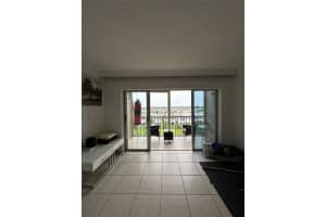 1101 Crystal Lake Dr 608, Deerfield Beach, FL 33064 - MLS#F10527787