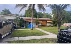 6841 SW 1st Ct, Pembroke Pines, FL 33023 - MLS#F10527815