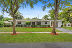 5672 SW 2nd St, Plantation, FL 33317 Sold 12/15/25