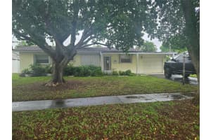 1040 N 74th Way, Hollywood, FL 33024 - MLS#F10527892