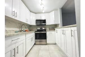 4 Ventnor A 4, Deerfield Beach, FL 33442 - MLS#F10527898