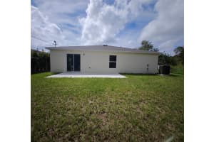 8186 106th Ave, Vero Beach, FL 32967 - MLS#F10527922