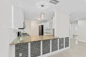 4741 Holly Lake Dr, Lake Worth, FL 33463 - MLS#F10527929