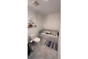 253 NE 2nd Street 2804, Miami, FL 33132 - MLS#F10527931