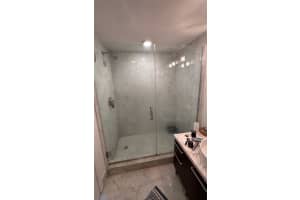 253 NE 2nd Street 2804, Miami, FL 33132 - MLS#F10527931