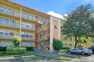 MLS# F10527963, Pembroke Pines, Florida 33027