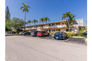 1000 11th Avenue, Hallandale Beach, FL 33009 - MLS#F10527973