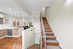 548 1st Circle, Pompano Beach, FL 33060 - MLS#F10528039