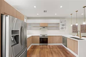 548 1st Circle, Pompano Beach, FL 33060 - MLS#F10528039