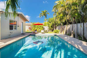 3221 Seaward Dr, Lauderdale By The Sea, FL 33062 - MLS#F10528040