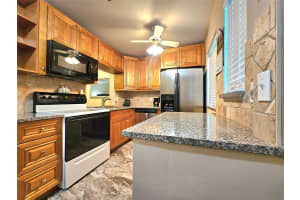 2141 NE 1st Ct 201, Boynton Beach, FL 33435 - MLS#F10528046