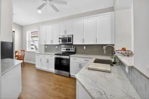 7045 Del Corso Lane, Delray Beach, FL 33446 - MLS#F10528050