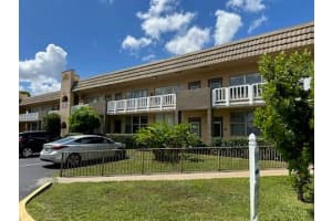9101 Sunrise Lakes Boulevard 117, Sunrise, Fl 33322, Sunrise