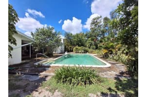 4911 Jackson St, Hollywood, FL 33021 - MLS#F10528055