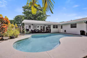 601 NW 76th Ter, Plantation, FL 33324 Sold 12/04/25