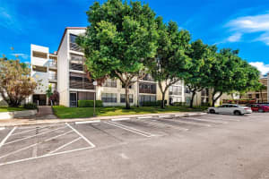 2307 S Cypress Bend Dr 108A, Pompano Beach, FL 33069 - MLS#F10528078