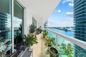 1800 Bayshore Drive, Miami, FL 33132 - MLS#F10528081