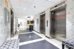 3233 34th Street, Fort Lauderdale, FL 33308 - MLS#F10528085