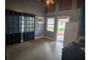 310 NE 2nd St 4, Pompano Beach, FL 33060 - MLS#F10528086