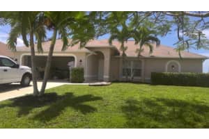 4414 32nd Terrace, Cape Coral, FL 33993 - MLS#F10528100