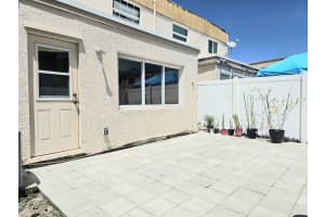 8090 10th Court, Margate, FL 33063 - MLS#F10528131