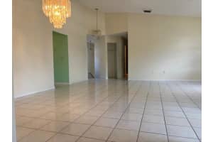 5169 Brisata Cir h, Boynton Beach, FL 33437 Sold 11/04/25