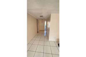 22 Laredo, Davie, FL 33324 - MLS#F10528173